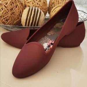 Womens Eve W Ballet Flats Crocs Garnet